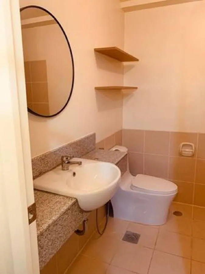 Spacious 2Br Near Uptown Bgc Mandaluyong